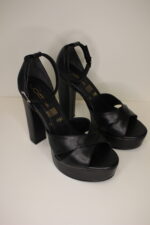 1302 CLEVELAND NEGRO-2