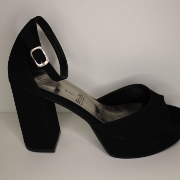 1703 Buck Negro