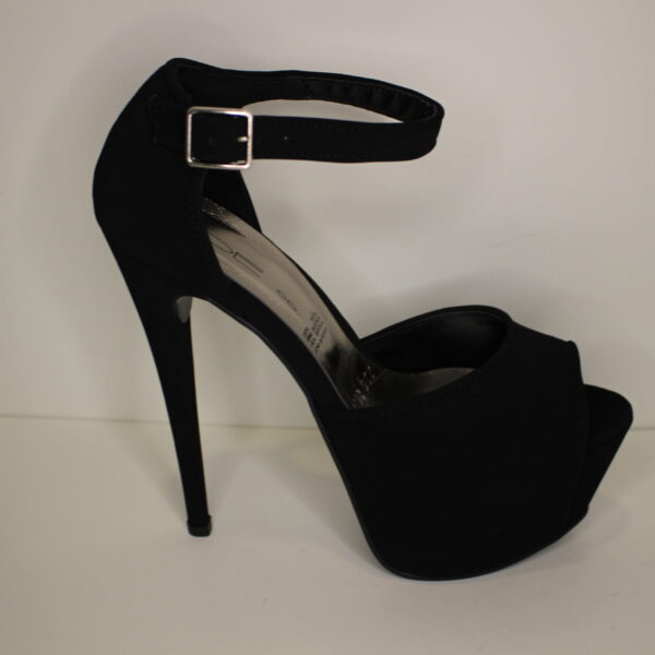 8018 Buck Negro