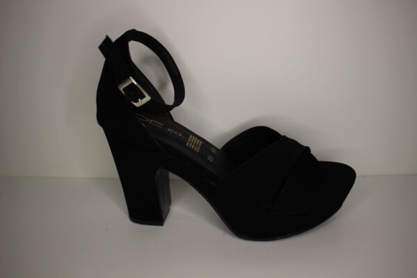 830 BUCK NEGRO